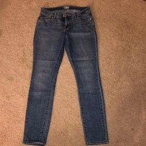 Old Navy “the Flirt” skinny jeans
